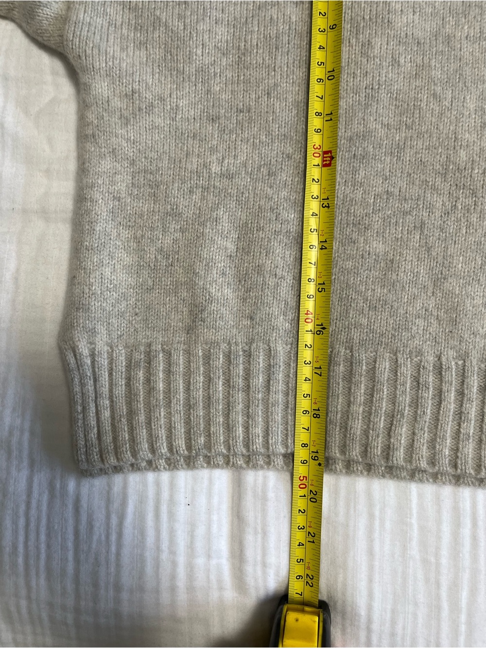 Aritzia Babaton cashmere sweater - Picture 6 of 7